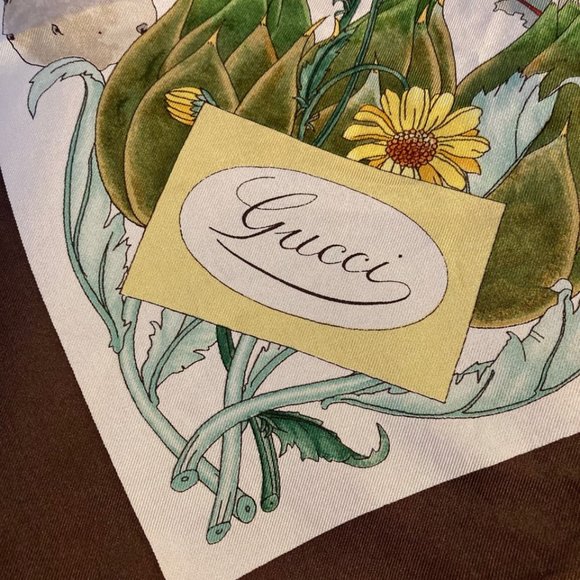 Gucci Authentic Silk Scarf Flora and Fauna - Picture 3 of 3